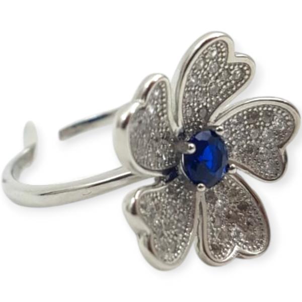 Beautiful 925 Sterling Silver With Amazing Flowers Design